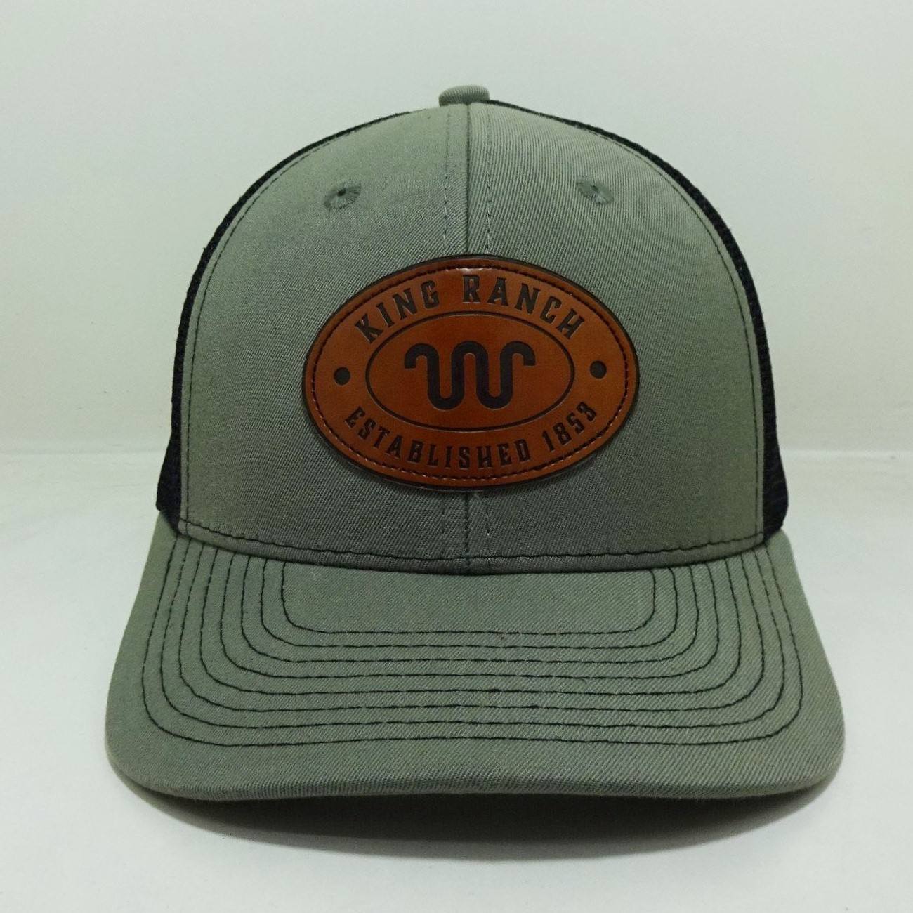 สีเขียวเข้ม