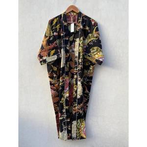 Kimono de Algodón Twilight Bloom con Estampado a Mano, Bata de Lujo Tejida Etérea, Suave Ropa de Dormir Nupcial para Uso Doméstico - Product Image 1