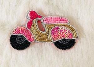 Porte-clés de Noël élégants, magnifiques, faits à la main, écologiques, durables, imperméables, doux, avec broderie perlée et breloque en alliage pour les fêtes - Product Image 2