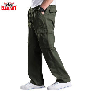 Pantalon cargo léger à taille élastique de bonne qualité, de couleur verte pour hommes, avec rangement à plusieurs poches par Elegant Sports - Product Image 2