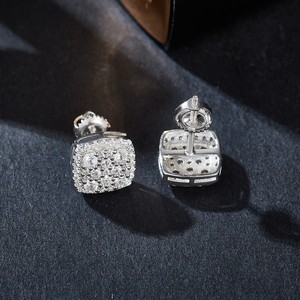 Clous d'oreilles en diamant Moissanite VVS certifiés GRA pour femmes en or blanc 14k 18k en argent sterling 925 Design élégant - Product Image 3