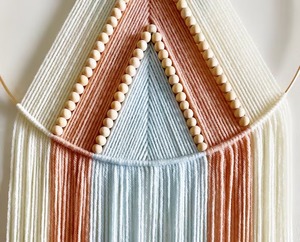 Decoración de Pared de Macramé en Tonos Pastel Redondos para un Ambiente de Hogar Tranquilo y Acogedor, Decoración de Pared Boho y Estilo de Habitación de la India - Product Image 2