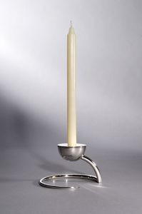 Portavelas de Metal duradero perfecto para exhibición de mesa con diseño limpio Base fuerte que proporciona iluminación de larga duración para uso doméstico - Product Image 6