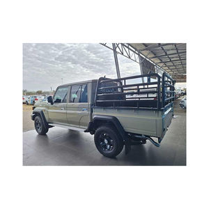 Se vende cabina doble Toyotaa LandCruiser serie 70 con amortiguadores de alta resistencia y neumáticos para todo tipo de clima - Product Image 2