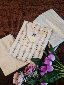 Hilo pesado de seda viscosa de diseñador readymade Premium con top de trabajo bordado con secuencia y pantalón con Chinon Silk Dupatta - Product Image 4