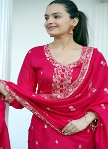 ชุดสูทโบฮีเมียนน่ารักคอกลมยาวคลุมเข่าสำหรับฤดูร้อนถักด้วยลำดับ vichitra สีล้วนปักลายดอกไม้บานซักได้ - Product Image 5