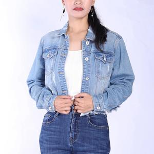 Venta al por mayor caliente recortada chaqueta de mezclilla de algodón azul claro mujeres transpirable chaqueta de manga larga Jeans desgaste chaquetas de las mujeres OEM - Product Image 4