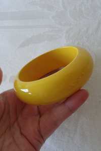 กำไลข้อมือแฟชั่นเรซินที่เรียบเนียนสำหรับผู้หญิงเครื่องประดับที่ทนทานและมีสไตล์ดีไซน์ทำมือทันสมัย - Product Image 2