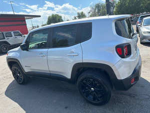 Usado 2019 J * EEP Renegade Sport - Product Image 2