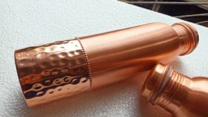 Bouteilles en cuivre sur mesure avec effet marteau également disponibles avec gravure de logo adaptées à la revente - Product Image 4