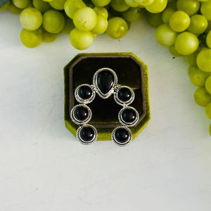 แหวน Naja ปรับได้ทำจากเงินสเตอร์ลิงโอนิกซ์ตะวันตกเฉียงใต้ - Product Image 1