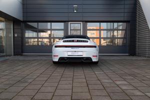 รถ SUV ปี 2025 รุ่น 911 Carrera T มือสอง สภาพดี เครื่องยนต์เบนซิน 4.1-6 ลิตร เทอร์โบ 394 แรงม้า ล้อแม็ก R20 ภายในสีเข้ม เครื่องยนต์แบบสันดาป - Product Image 5