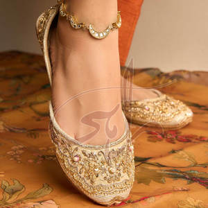 In Stock Low MOQ Women Khussa Durable Genuine Leather & Raw Silk Upper Velvet Lining Anti-Slippery Fashion Trend Premium Quality - Product Image 4