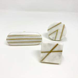 Bouton de tiroir en pierre de marbre avec accessoires de maison en laiton et boutons en pierre de marbre de décoration de maison de toutes les formes de conception avec du laiton - Product Image 3