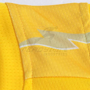 Tenue de basketball unisexe personnalisable Pro League à manches courtes, respirante et à séchage rapide pour les saisons estivales - Product Image 3