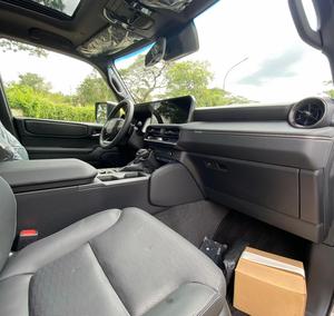 ปี 2025 สำหรับรถยนต์ Prado SUV เครื่องยนต์เทอร์โบ เกียร์อัตโนมัติ หลังคาซันรูฟแบบพาโนรามา - Product Image 3