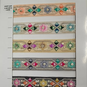 กระเป๋าและรองเท้าสำหรับเจ้าสาวผ้าลูกไม้ปักลายตาข่ายเนื้อนุ่มน้ำหนักเบาลายดอกไม้สวยงาม - Product Image 1