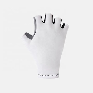 Agarre resistente usa guantes de ciclismo Unisex de medio dedo transpirables con impresión de sublimación personalizada de alta calidad patrón colorido negro - Product Image 4