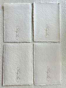 Papier fait à la main de chiffon de coton estampé et gaufré sur mesure pour les papeteries de mariage et les concepteurs d'invitations - Product Image 2