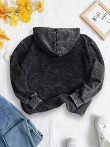 Sweat à capuche oversize de haute qualité avec imprimé cœur, 100% coton, délavé à l'acide, style streetwear, effet vieilli, délavé à la pierre - Product Image 3