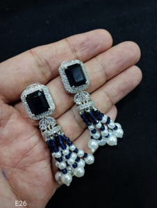 Nuevos pendientes de diamantes completos a la moda, pendientes indios y americanos, accesorios de fiesta llamativos a la moda para mujer, pendientes para mujer - Product Image 2