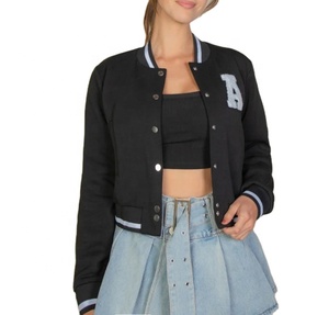 Veste universitaire américaine en laine de haute qualité personnalisée pour femmes, col montant, veste courte entièrement en laine personnalisée - Product Image 3