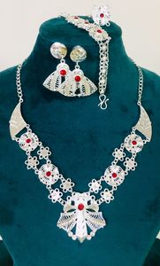 Conjunto de joyería de moda estilo Comoras Mayotte Vintage chapado en oro de 24 quilates incluye collar brazaletes elegante regalo de diamante de cobre para EE. UU. - Product Image 4