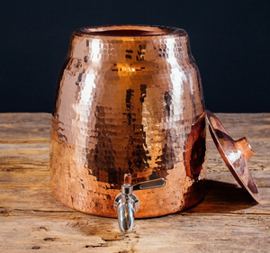 Dispensador manual de cobre de tendencia, contenedor de agua de cobre, la mejor calidad, olla de agua impresa con esmalte martillado de 5 litros - Product Image 5