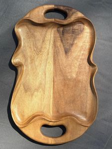 Plateau de service rectangulaire en bois de noyer carré, plateau de service en bois foncé à nervures, plateau minimaliste, plateau à collation - Product Image 2