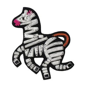 Broches en fil de lingot de nouvelle conception de meilleure qualité Broches en fil de lingot en gros à bas prix belle broche de mode #00743656444 - Product Image 1