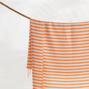 ผ้าขนหนูชายหาดแบบตุรกี Kash Pareo สีส้ม ขนาด 33x66 นิ้ว - Product Image 4