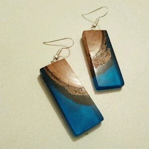 ต่างหูรูปหัวใจทำจากเรซินทางเรขาคณิตทำจากไม้ทรงกลมสีทองฟอยล์สีทองสีดำสีขาว - Product Image 4