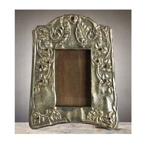 Cadres de miroir en alliage d'aluminium durables Améliorent la présentation visuelle Design moderne Couleur et taille personnalisées pour la maison, le bureau, l'hôtel - Product Image 2