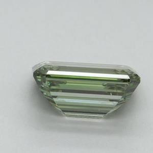 Diamante Cultivado en Laboratorio con Corte Esmeralda de 2.00 Quilates, Color Verde Intenso, Certificado por IGI, VS1, Compra al por Mayor, Envío Global - Product Image 4