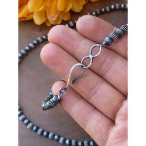 Collier en argent sterling Navajo fait main avec perles de 30 pouces - Product Image 6