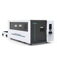 Machine de découpe laser à fibre CNC 1530 à couverture intégrale avec table de travail à double échange pour acier au carbone et acier inoxydable à vendre