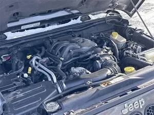 รถจี๊ป แรนเกลอร์ อันลิมิเต็ด ซาฮาร่า ปี 2014 สภาพดีเยี่ยม ใช้งานน้อย - Product Image 2