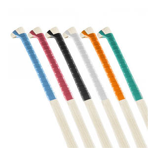 Puños de lanzamiento personalizables de alta calidad, venta al por mayor, equipos deportivos de la mejor calidad con logotipo y tamaño personalizados fabricados en PAKISTÁN - Product Image 1