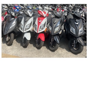 Motocyclettes et scooters à essence d'occasion de haute qualité en provenance de Taïwan pour l'exportation - Product Image 5