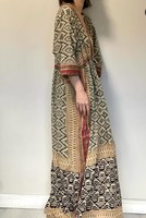 Robe longue en coton écologique avec bordure Zari, lavable, style cache-maillot de plage pour femme, taille naturelle, motif floral