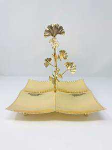 Soporte de chocolate de metal adornado con tallas intrincadas adecuado para festivales tradicionales eventos culturales y ceremonias de regalo - Product Image 6