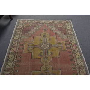 Alfombra turca Vintage de 4,6x8,3 pies, diseño clásico de retazos rectangulares de área grande, látex de lana rosa amarilla para pasillo de dormitorio - Product Image 4