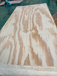 Madera contrachapada de pino ecológica personalizada de 9mm a 18mm de espesor grado AA con superficie lisa pulida para construcción y encofrado - Product Image 5