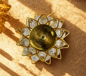 Diya Puja โคมไฟน้ำมันคริสตัลทองเหลืองของขวัญเทศกาลแบบดั้งเดิมของตกแต่งบ้านขายส่งจำนวนมากบรรจุภัณฑ์แบบกำหนดเองที่ทันสมัย - Product Image 6