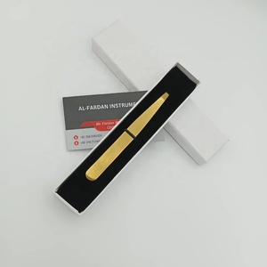 Pince à épiler sourcils de qualité supérieure, couleur or plasma, à pointe inclinée épaisse et aiguisée, pour la mise en forme des sourcils et l'épilation, avec boîtes de rangement. - Product Image 5