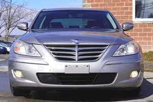 HYUNDAI GENESIS 4.6 SEDÁN 2010 USADO, VOLANTE A LA IZQUIERDA/DERECHA - Product Image 3