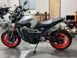OFERTA ESPECIAL ENVÍO INMEDIATO Motocicletas Deportivas de Alta Velocidad <span class=keywords><strong>YAMAHA</strong></span> <span class=keywords><strong>MT</strong></span>-10 <span class=keywords><strong>MT</strong></span>-09 <span class=keywords><strong>MT</strong></span>-07 <span class=keywords><strong>MT</strong></span>-<span class=keywords><strong>125</strong></span> <span class=keywords><strong>MT</strong></span>-03 <span class=keywords><strong>2023</strong></span> en Venta - Product Image 3