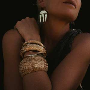 Brazalete de Latón Moderno, Tamaño Personalizado, 3 Tamaños o Juego Disponible, Joyería Orgánica Natural, Renovable y Ecológica - Product Image 6