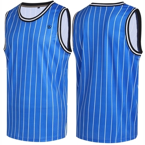 Maillots de basket-ball personnalisés-Uniformes d'équipe personnalisés avec logo et nom-Idéal pour les équipes professionnelles - Product Image 4