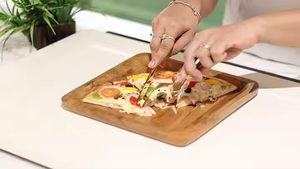 Gran oferta, bandeja de alta calidad ecológica de madera de Acacia redonda moderna de lujo, plato de cena hecho a mano de Crescent Crafts - Product Image 3